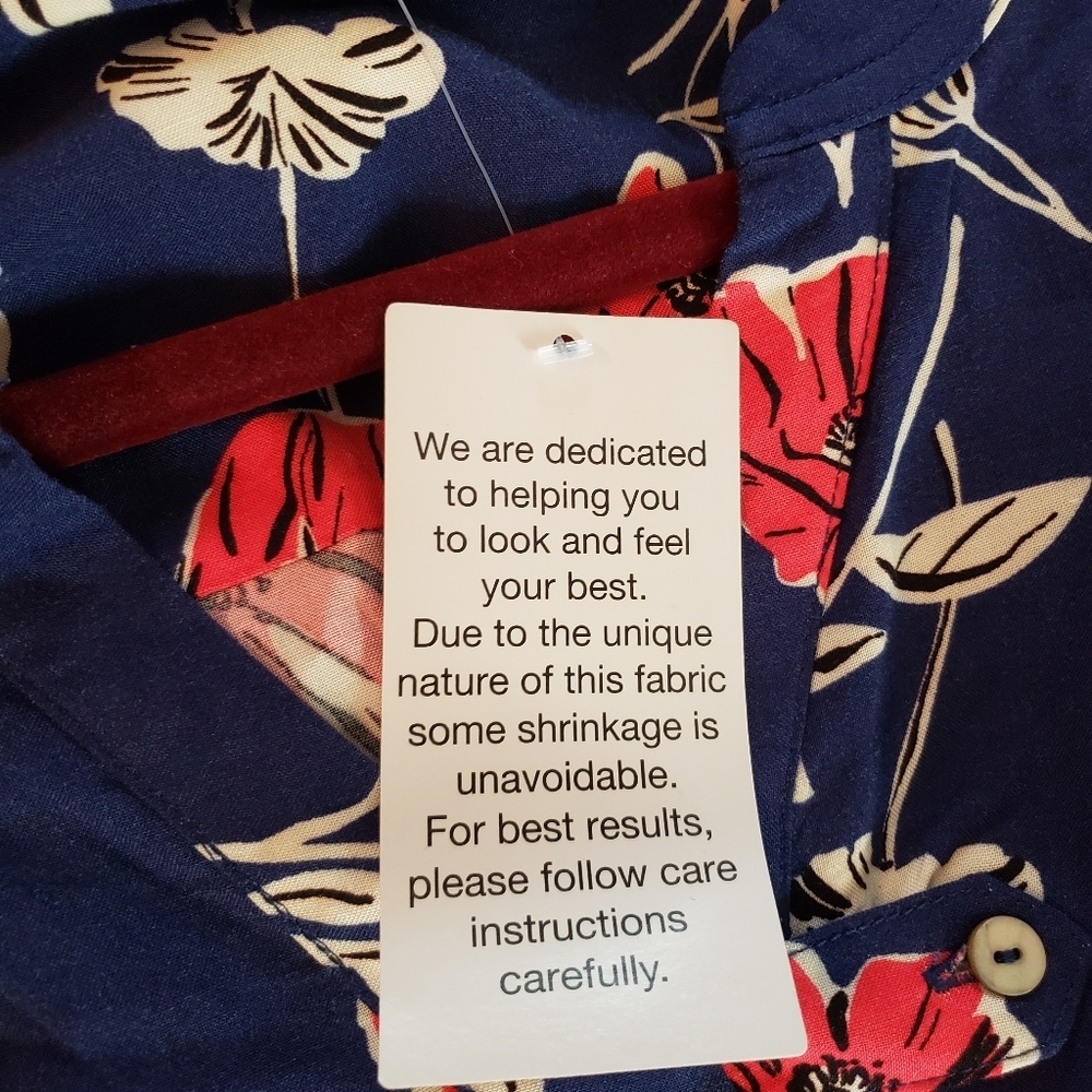 🆕️Ladies Tunic​ - Picture 6 of 8